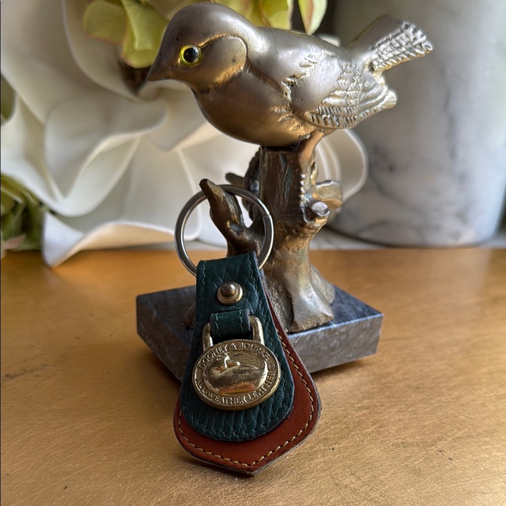 Dooney & Bourke Vintage Brass Keychain in Green and Brown Leather - Picture 2 of 7